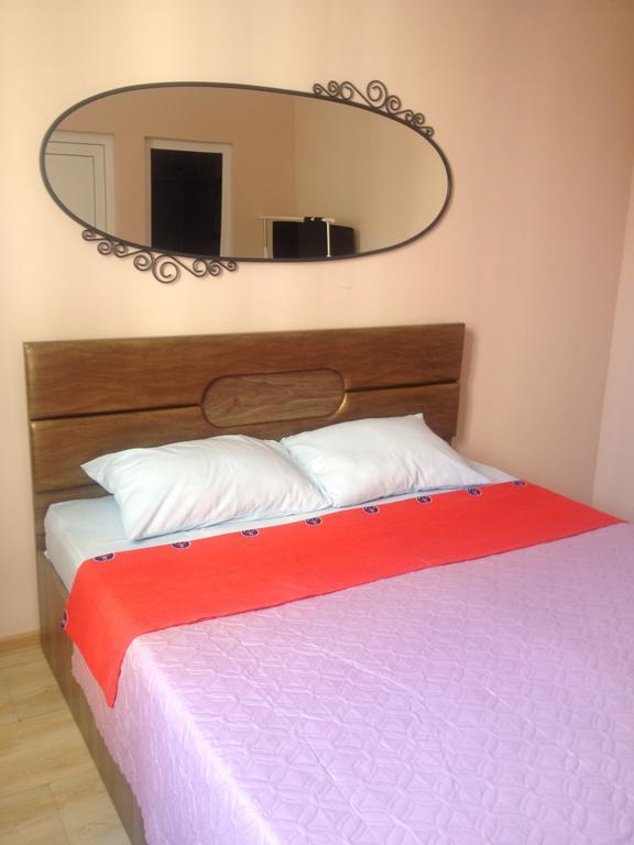 Ramazi Apartment Batumi Exterior photo